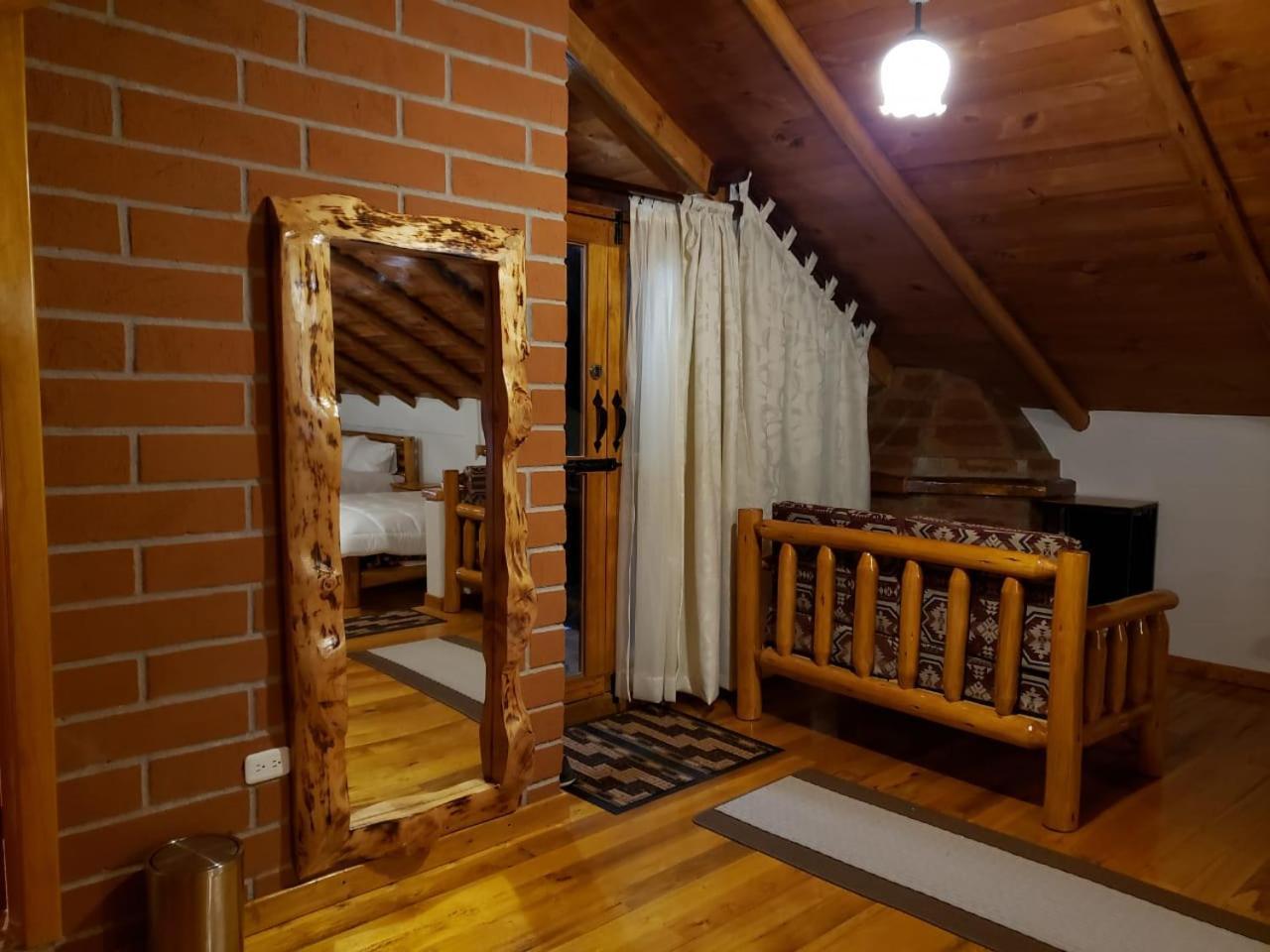 Atallaro Hospedaje Otavalo Room photo
